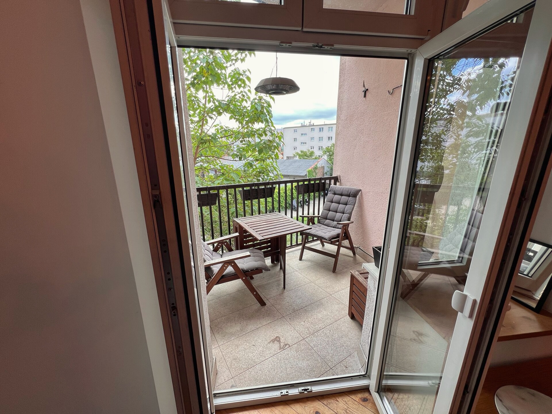 Balkon z widokiem na podwórze